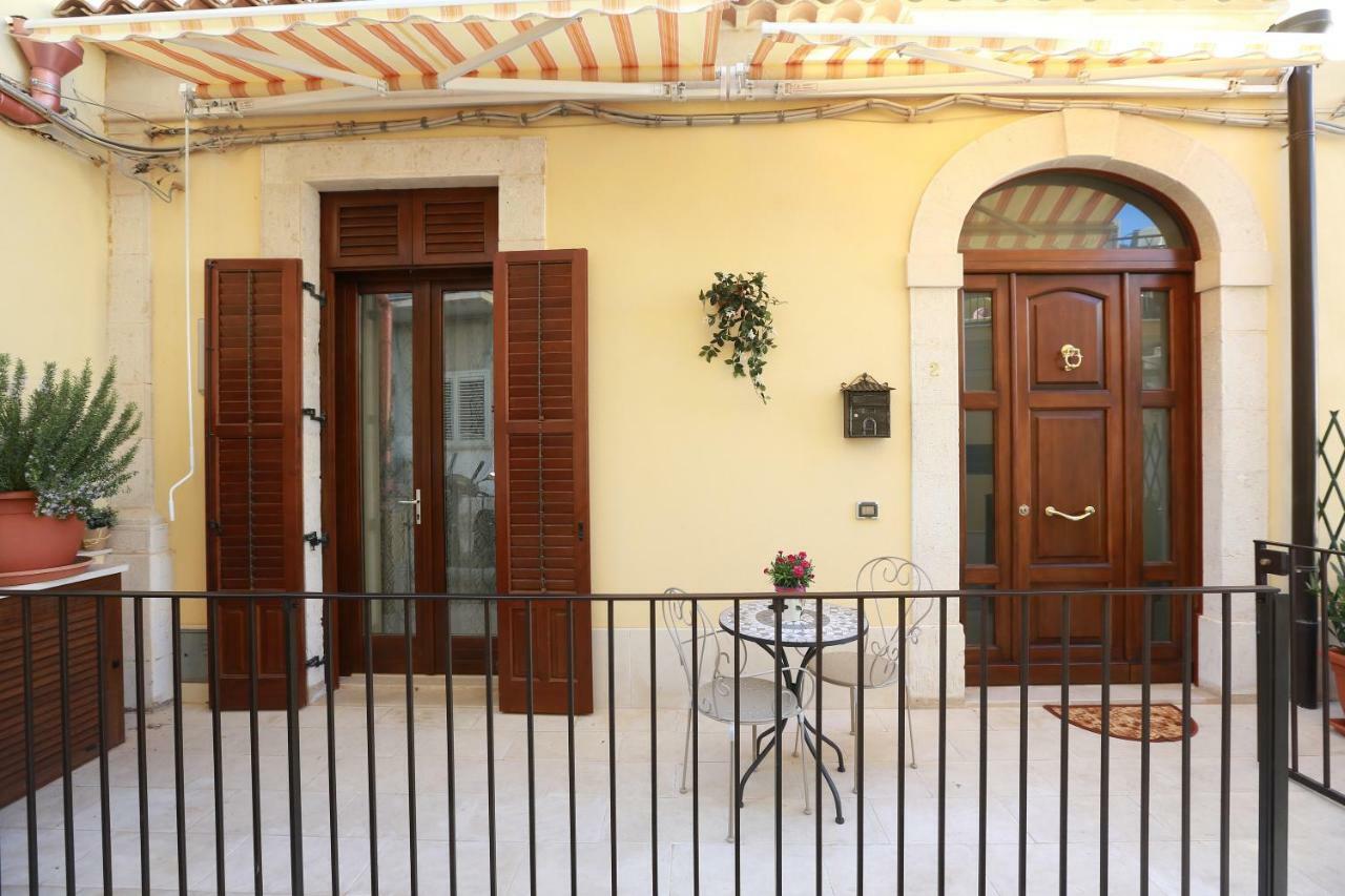 Casa Vacanza Il Dromone Pozzallo Exterior photo